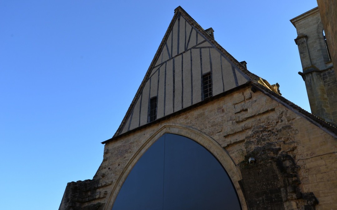 Vers un modèle conceptuel pour les archives en quelques schémas – II