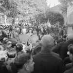 Cérémonie du 11 novembre. Monument aux morts. Pendant les discours